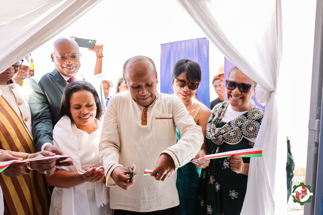 INAUGURATION COIN JEUNES LTP MAHAJANGA
